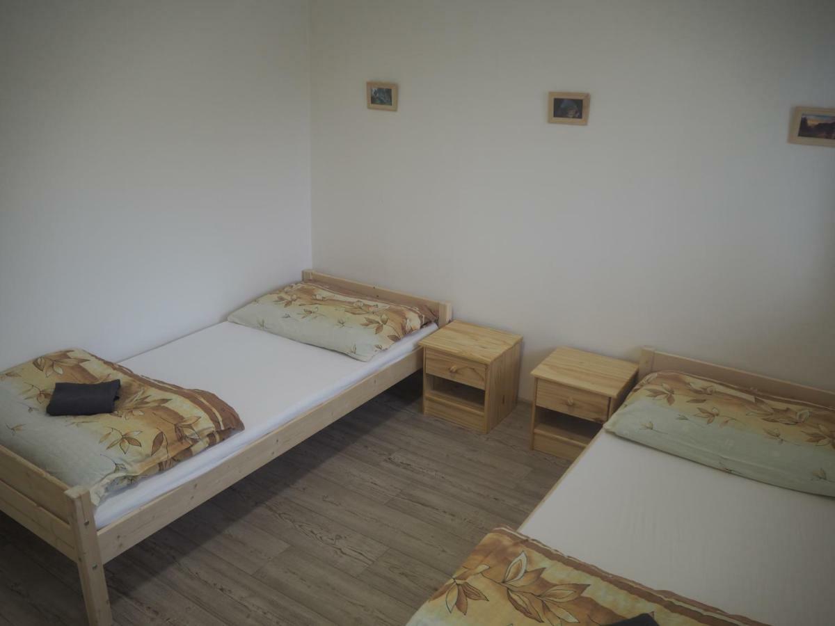 Economy Apartments České Švýcarsko Hřensko Exterior foto